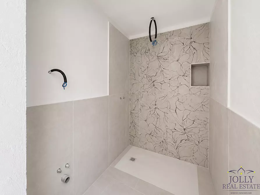 Immagine 4 di Appartamento in vendita  in Via dei mergulensi  a Siracusa