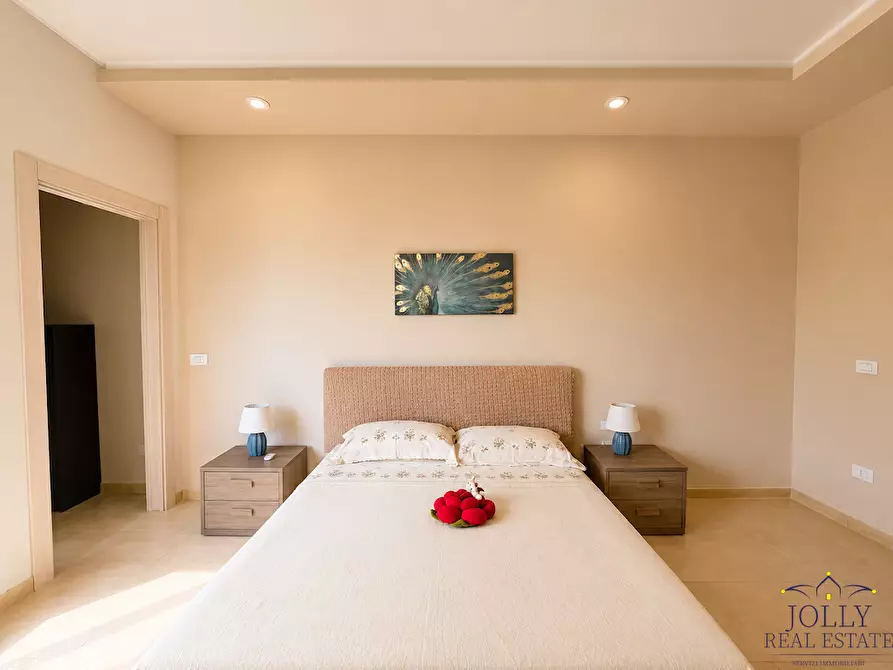 Immagine 19 di Villa in vendita  in via lago maggiore a Siracusa