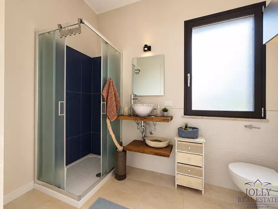 Immagine 24 di Villa in vendita  in via lago maggiore a Siracusa
