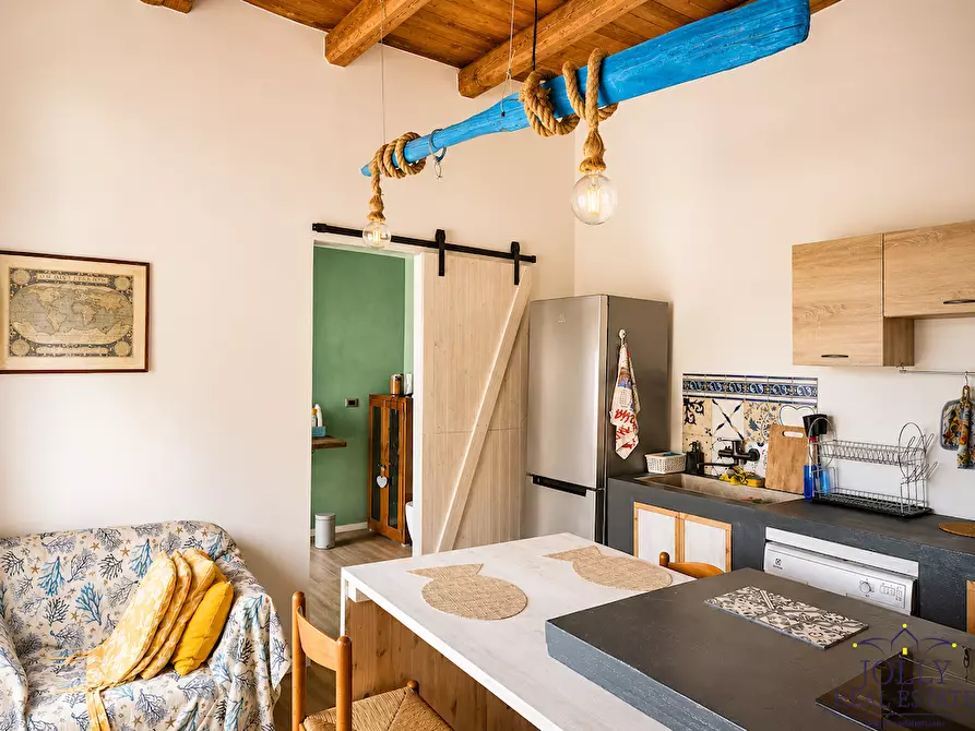 Immagine 42 di Villa in vendita  in via lago maggiore a Siracusa