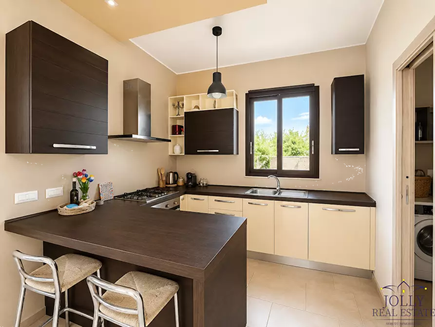 Immagine 6 di Villa in affitto  in via lago maggiore a Siracusa