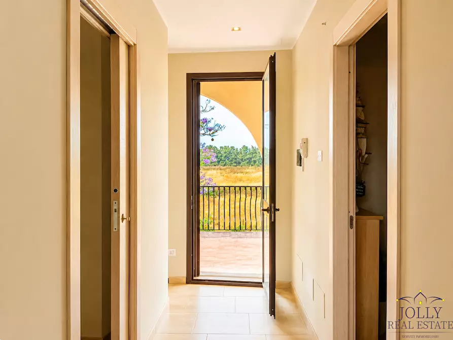 Immagine 55 di Villa in affitto  in via lago maggiore a Siracusa