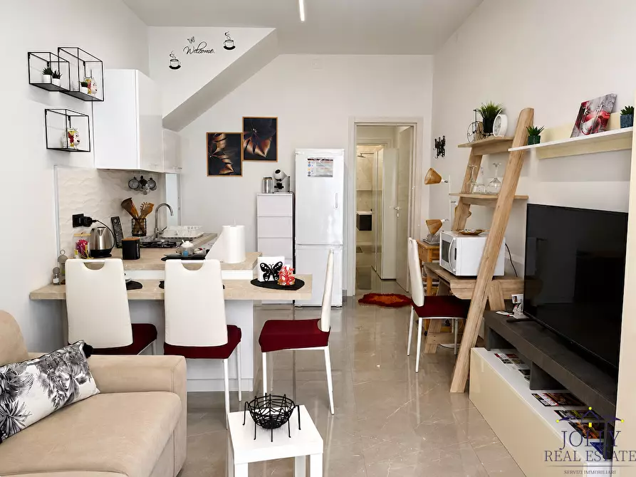 Immagine 2 di Appartamento in vendita  in via montegrappa a Siracusa