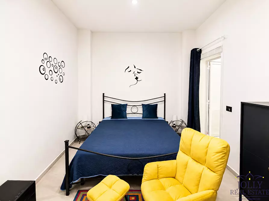 Immagine 9 di Appartamento in vendita  in via montegrappa a Siracusa