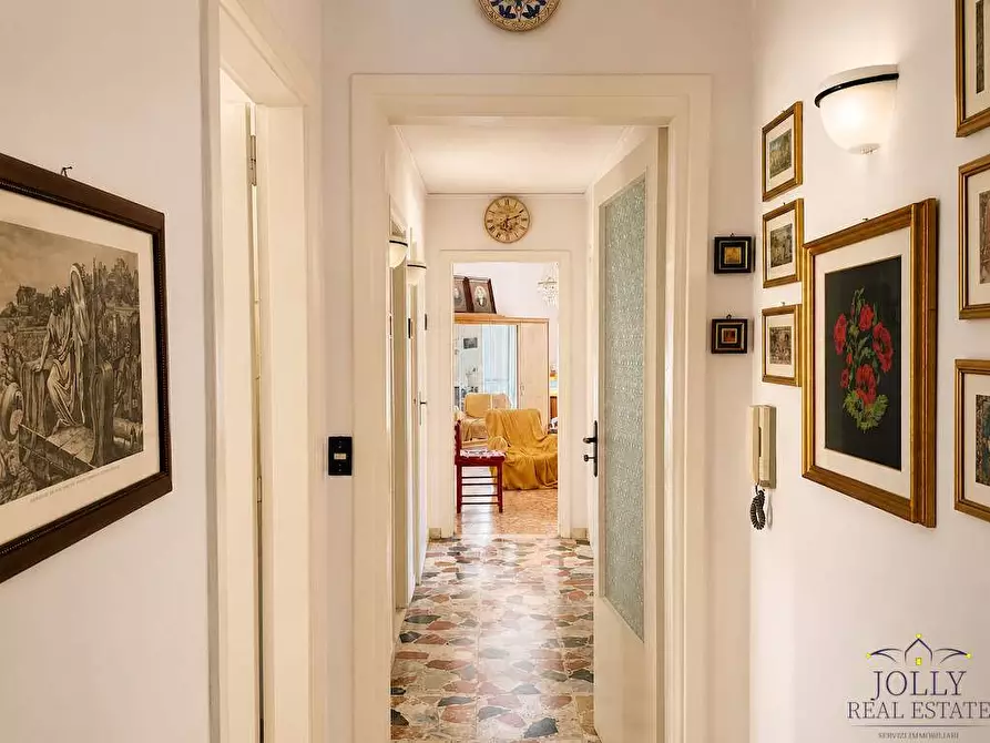 Immagine 10 di Appartamento in vendita  in CORSO GELONE a Siracusa