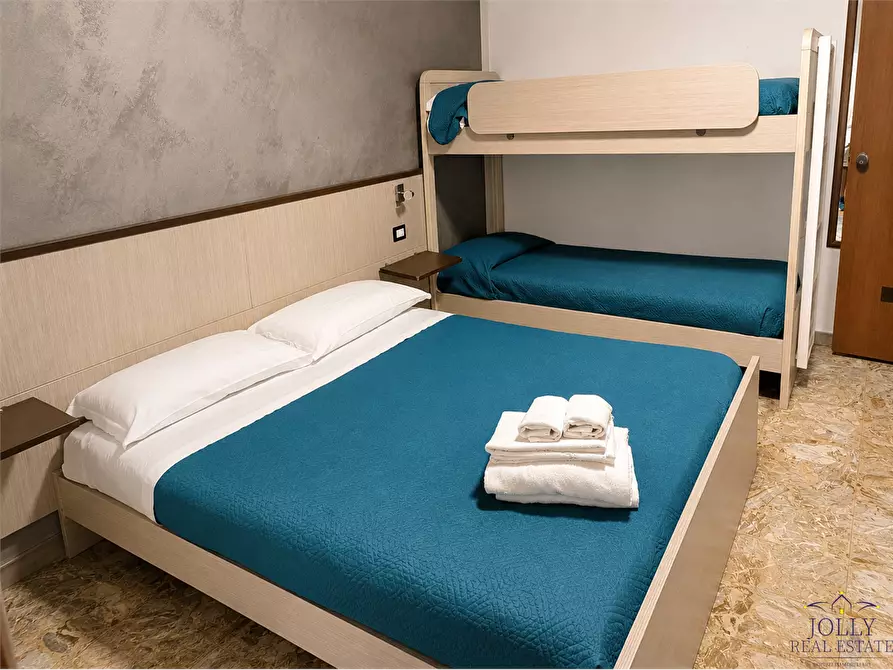 Immagine 13 di Hotel in vendita  in Via pasubio  a Siracusa