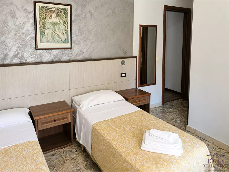 Immagine 16 di Hotel in vendita  in Via pasubio  a Siracusa