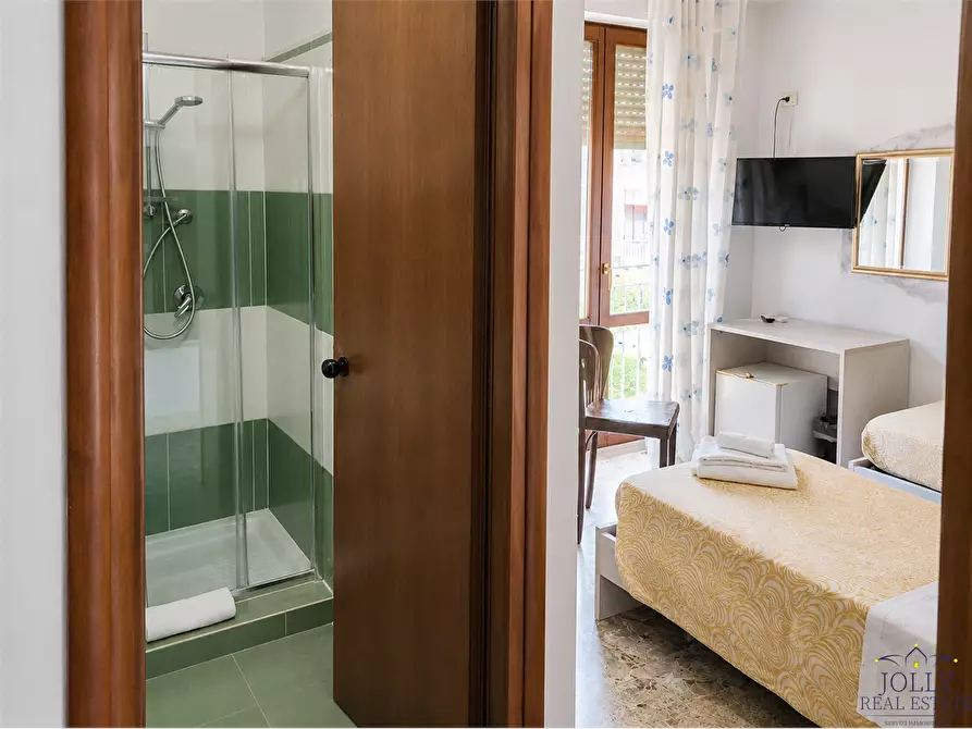 Immagine 15 di Hotel in vendita  in Via pasubio  a Siracusa