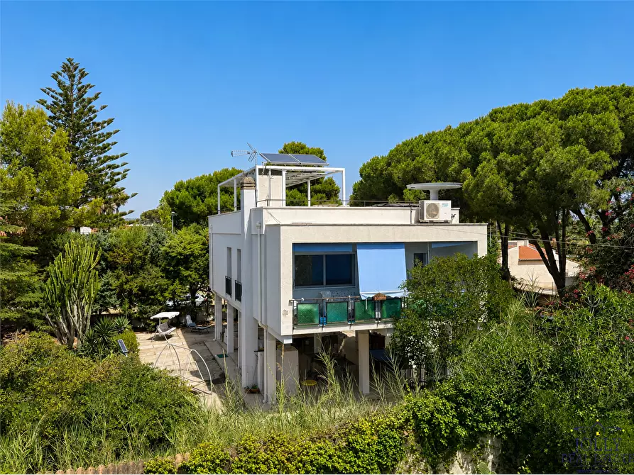 Immagine 54 di Villa in vendita  in via prometeo a Siracusa