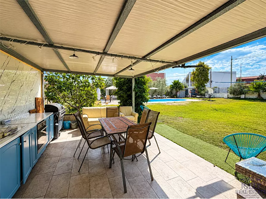 Immagine 45 di Villa in vendita  in via prometeo a Siracusa