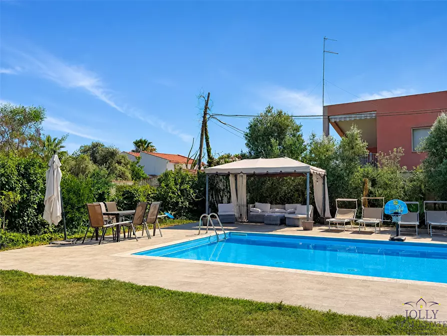 Immagine 48 di Villa in vendita  in via prometeo a Siracusa