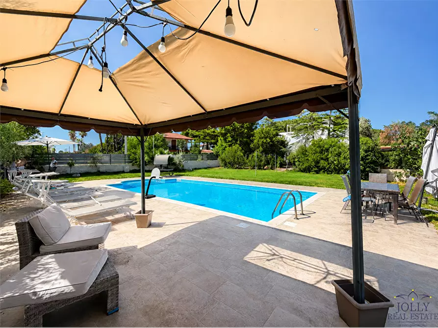 Immagine 49 di Villa in vendita  in via prometeo a Siracusa