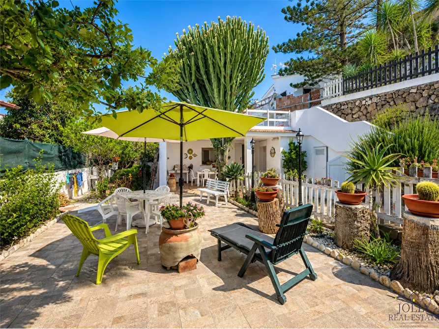 Immagine 27 di Villa in vendita  in CONTRADA PIZZUTA a Noto