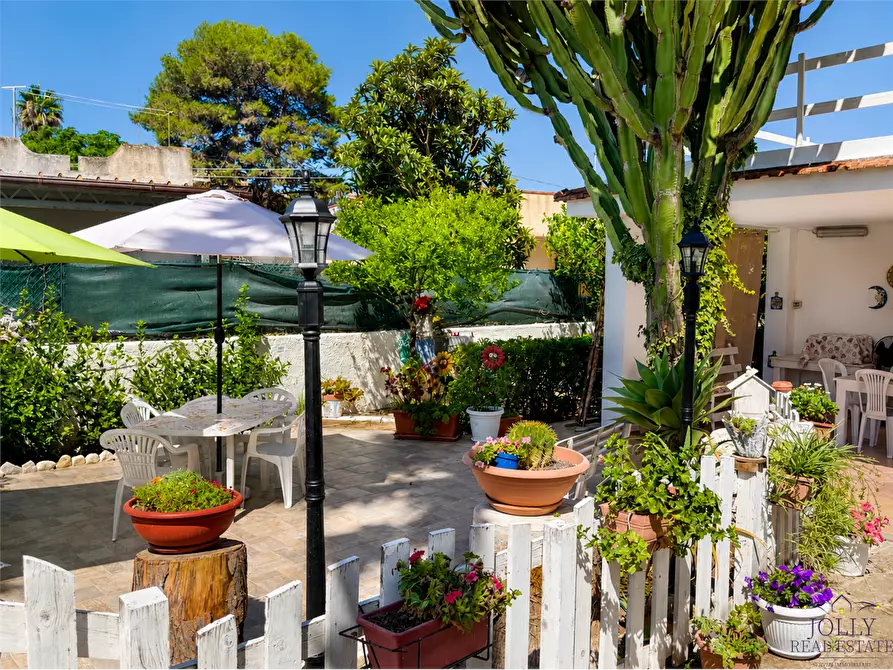 Immagine 30 di Villa in vendita  in CONTRADA PIZZUTA a Noto