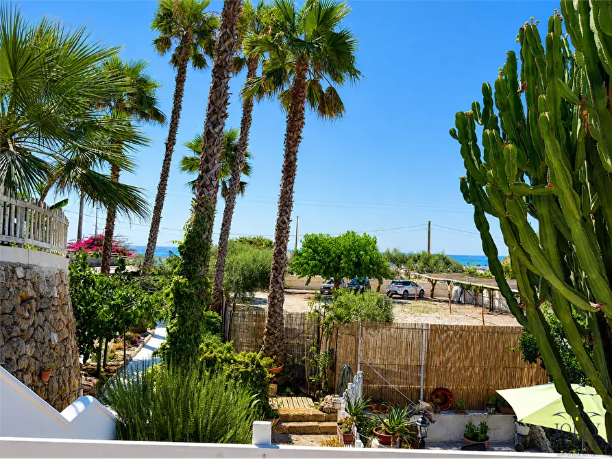 Immagine 36 di Villa in vendita  in CONTRADA PIZZUTA a Noto
