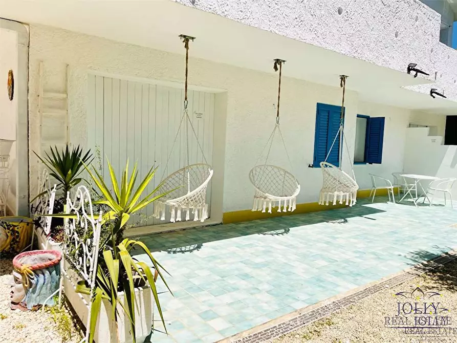 Immagine 8 di Villa in vendita  in Via Senigallia a Siracusa