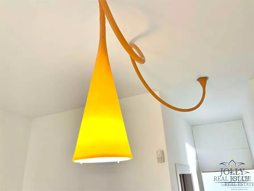 Immagine 36 di Villa in vendita  in Via Senigallia a Siracusa