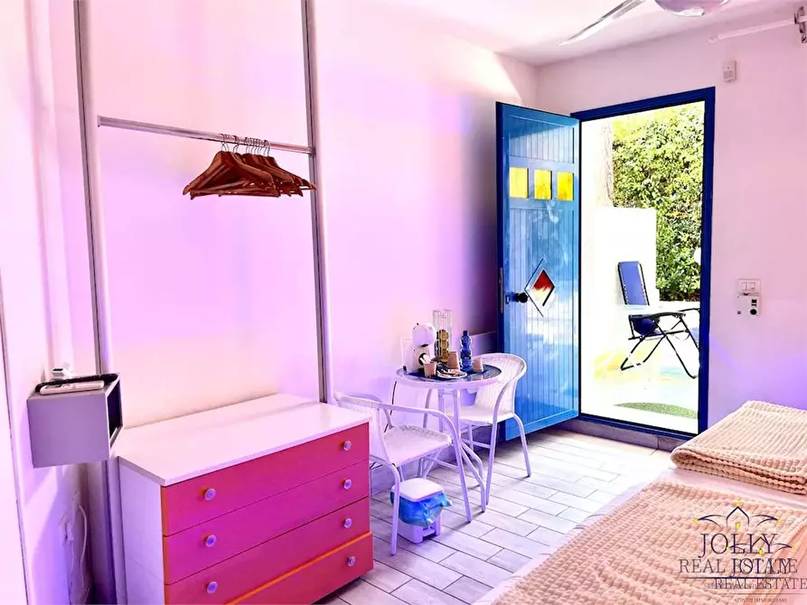 Immagine 45 di Villa in vendita  in Via Senigallia a Siracusa