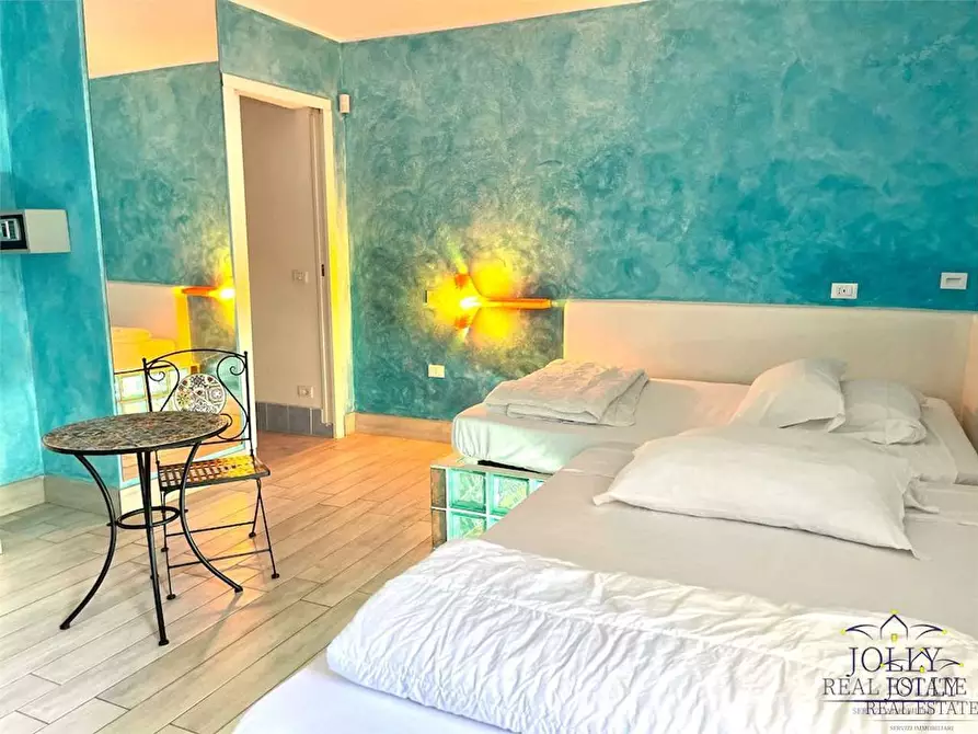 Immagine 49 di Villa in vendita  in Via Senigallia a Siracusa