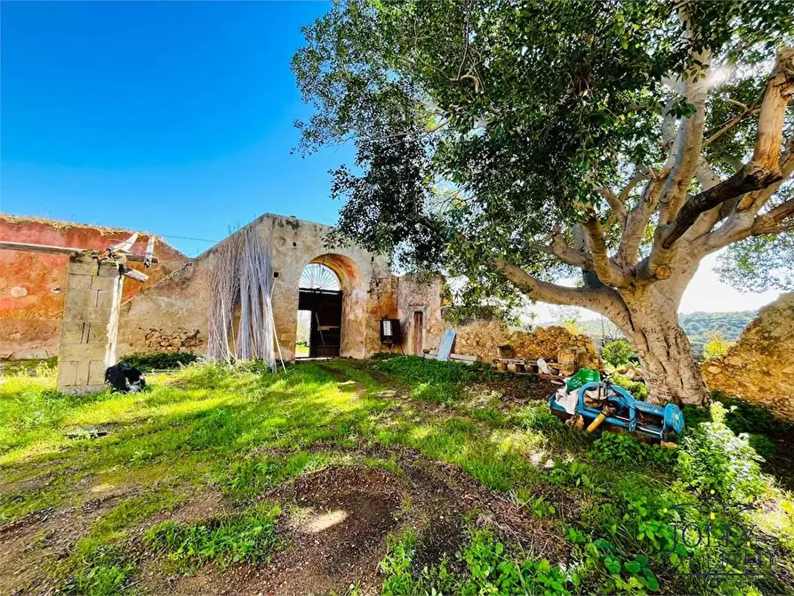 Immagine 35 di Rustico / casale in vendita  in Strade Provinciale a Noto