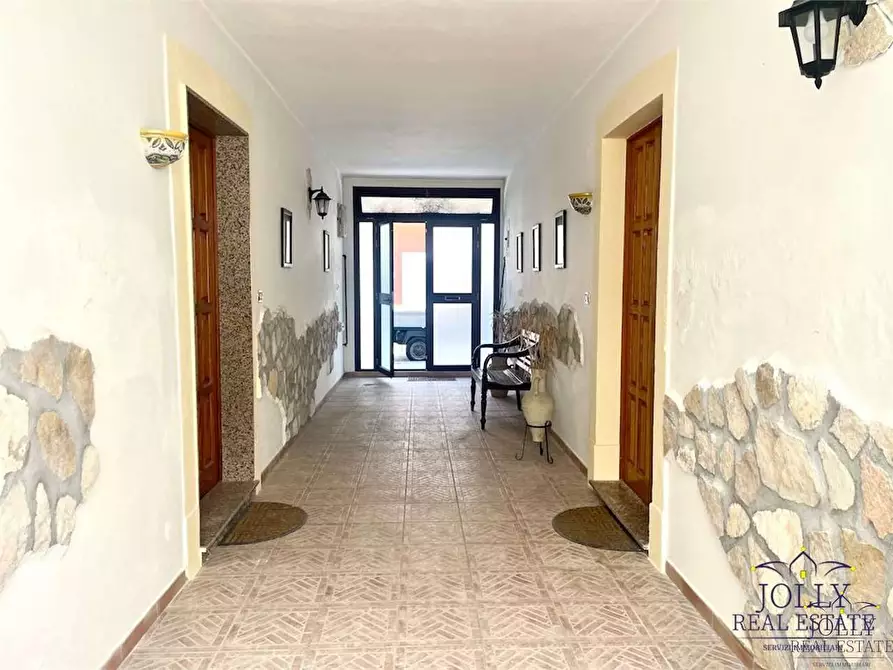 Immagine 5 di Stabile in vendita  in Torino a Siracusa