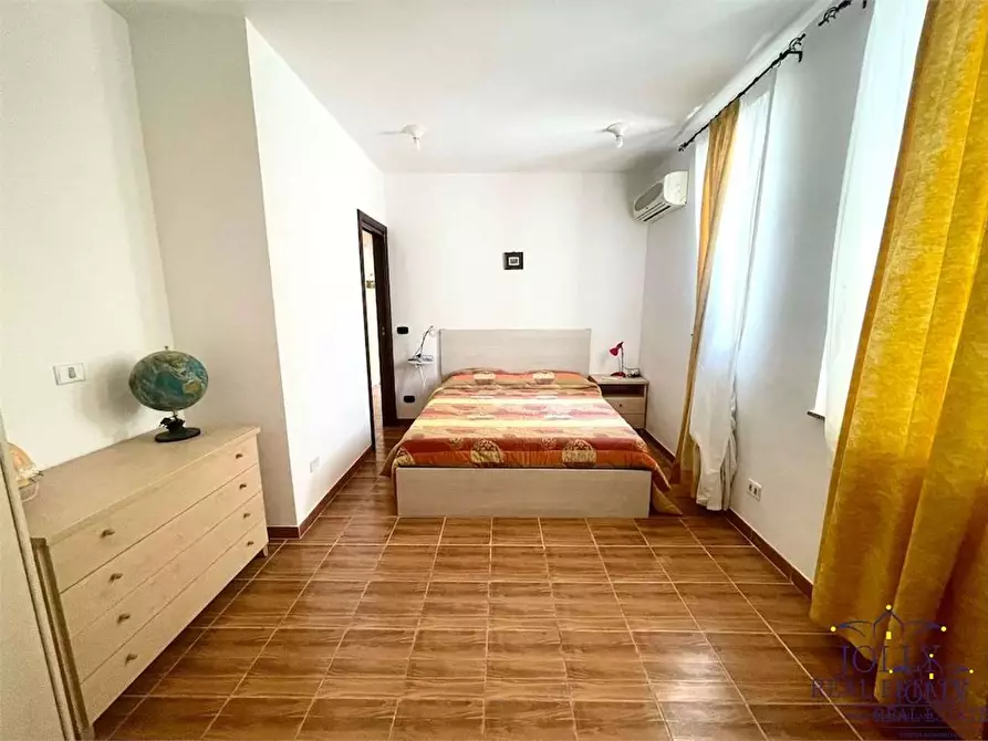 Immagine 32 di Casa indipendente in vendita  in Torino a Siracusa