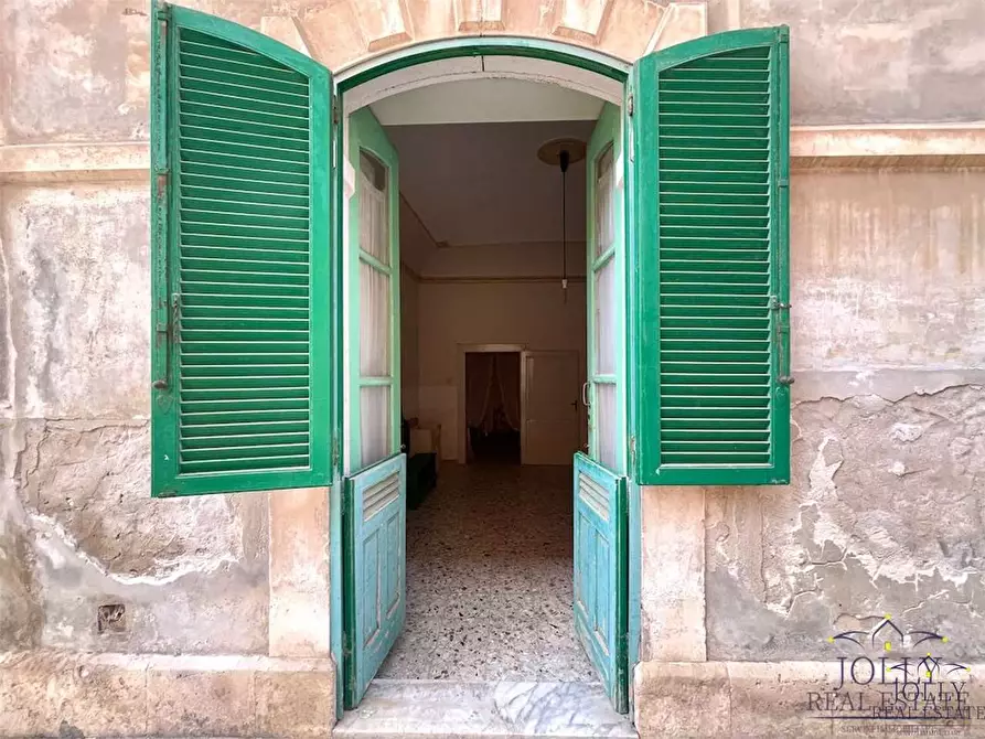 Immagine 2 di Stabile in vendita  in Isonzo a Siracusa