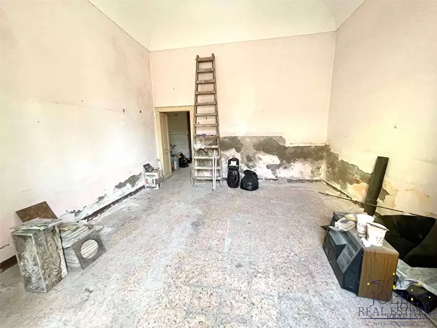 Immagine 13 di Stabile in vendita  in Isonzo a Siracusa