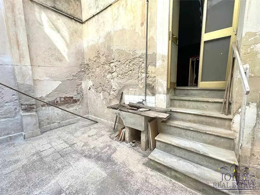 Immagine 21 di Stabile in vendita  in Isonzo a Siracusa