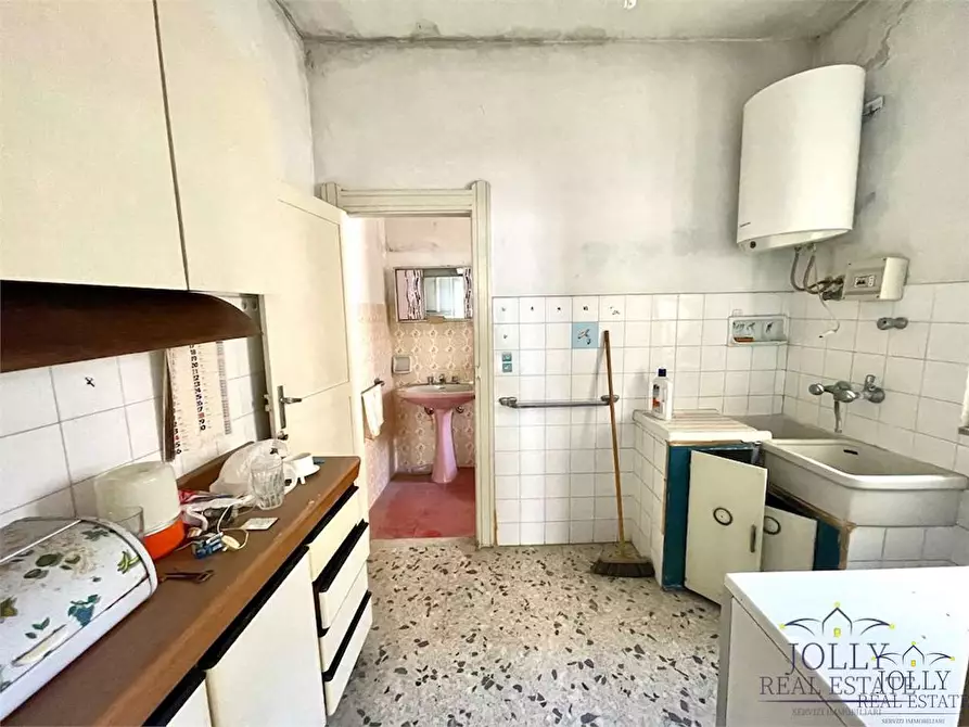 Immagine 29 di Stabile in vendita  in Isonzo a Siracusa