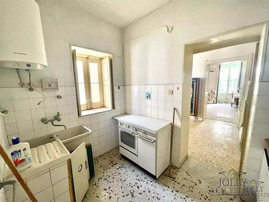 Immagine 30 di Stabile in vendita  in Isonzo a Siracusa