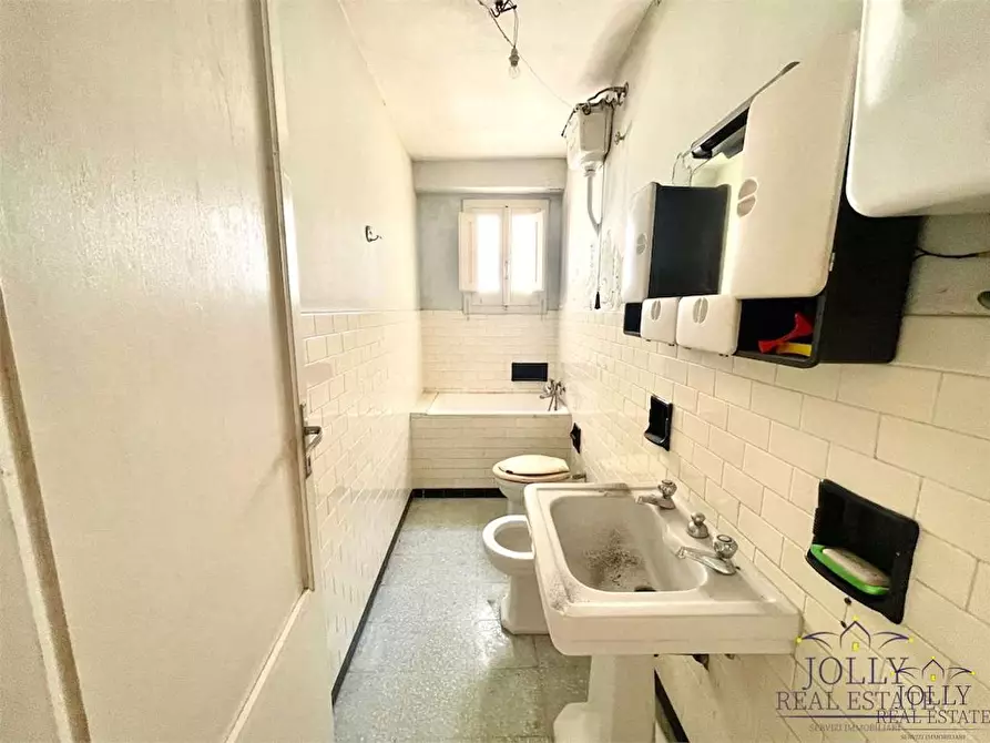 Immagine 43 di Stabile in vendita  in Isonzo a Siracusa