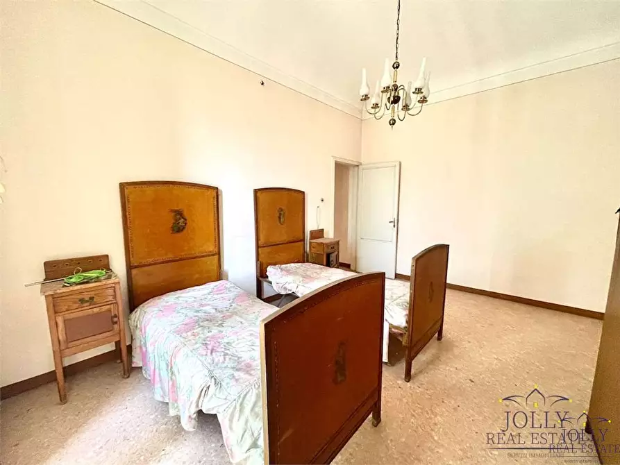 Immagine 48 di Stabile in vendita  in Isonzo a Siracusa