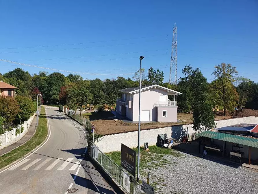 Immagine 9 di Quadrilocale in vendita  in Via Colverso a La Cassa