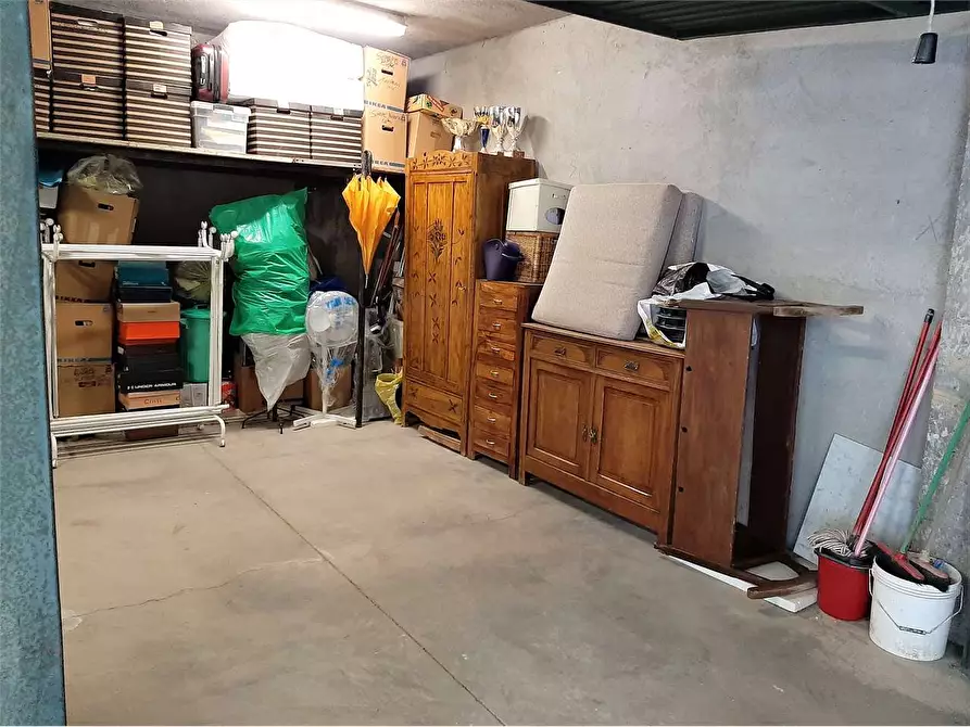 Immagine 9 di Garage in vendita  in Via Cervino 5 a Alpignano