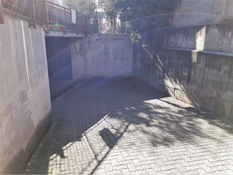 Immagine 20 di Garage in vendita  in Via Cervino 5 a Alpignano
