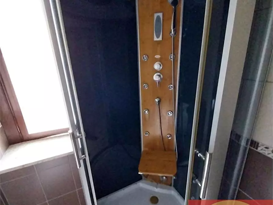 Immagine 11 di Trilocale in vendita  in Via Massimo D'Azeglio  9 a Bussoleno