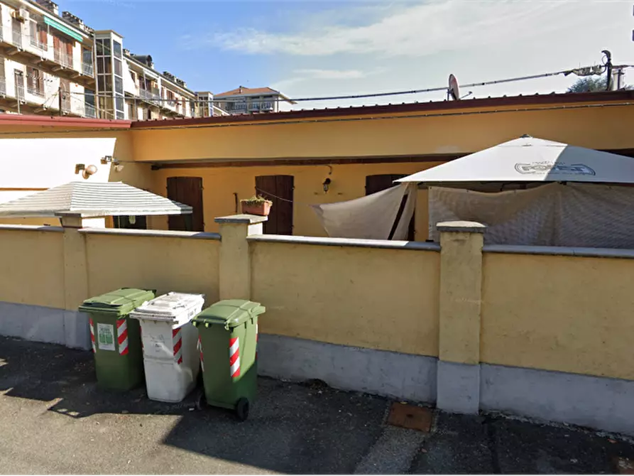 Immagine 12 di Negozio in affitto  in Corso Francia 143 a Collegno