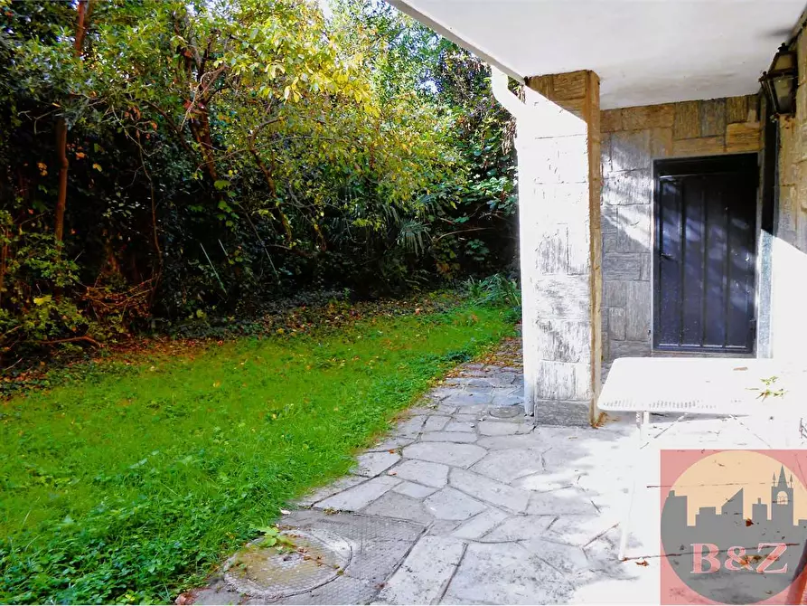 Immagine 31 di Villa in vendita  in Viale XXV aprile 10 a Rosta