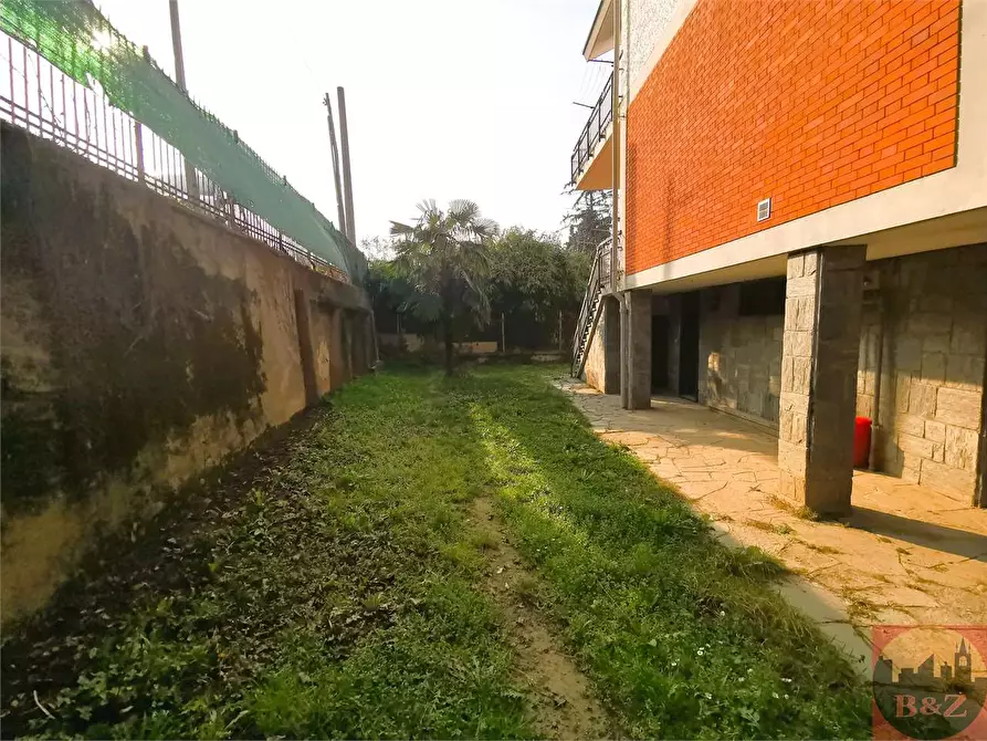 Immagine 29 di Villa in vendita  in Viale XXV aprile 10 a Rosta