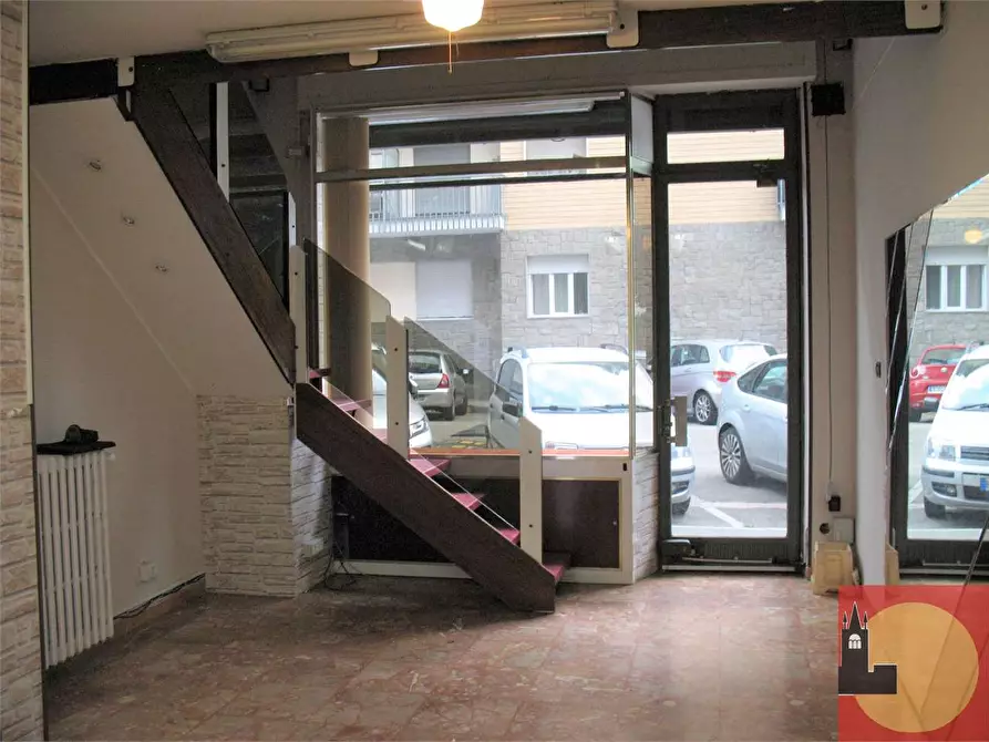 Immagine 1 di Negozio in affitto  in Via Po 12 a Rivoli