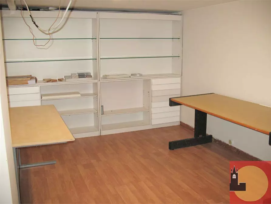 Immagine 11 di Negozio in affitto  in Via Po 12 a Rivoli