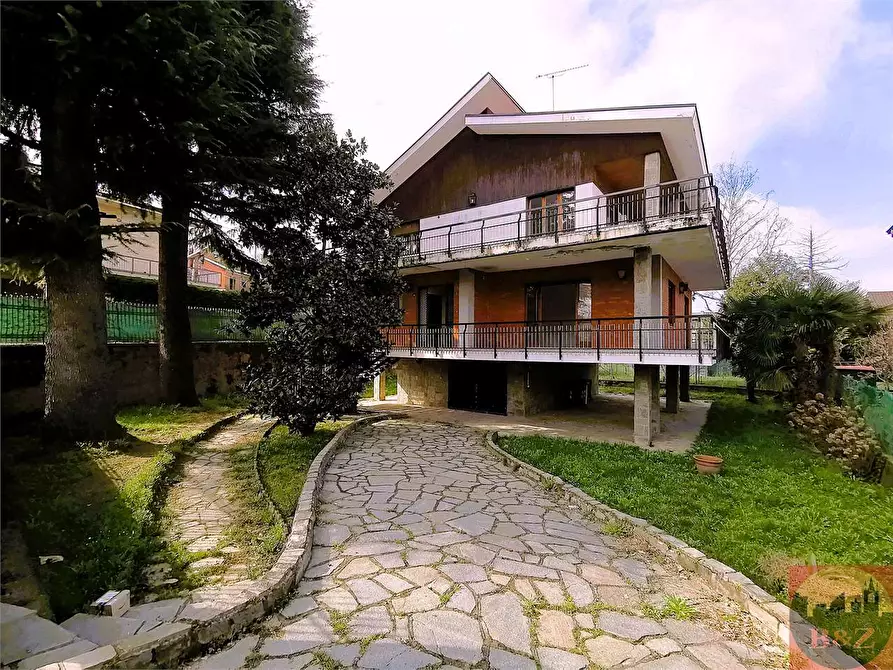 Immagine 12 di Quadrilocale in vendita  in Viale XXV aprile 10 a Rosta