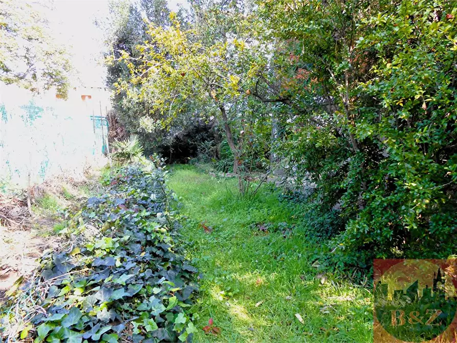 Immagine 80 di Quadrilocale in vendita  in Viale XXV aprile 10 a Rosta
