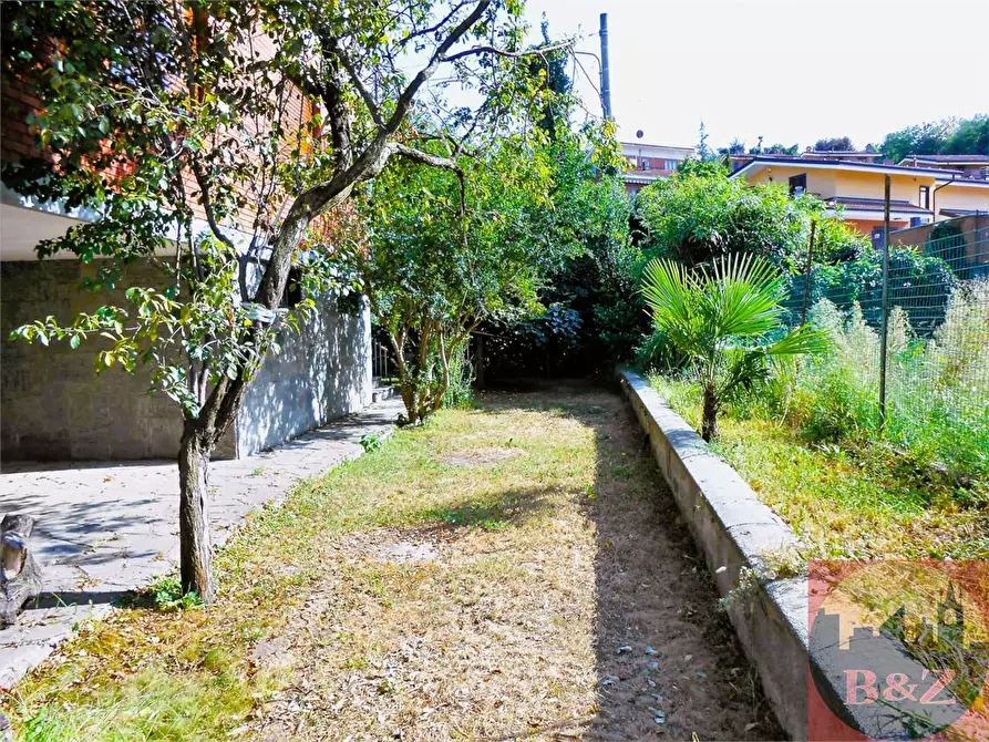Immagine 16 di Quadrilocale in vendita  in Viale XXV aprile 10 a Rosta