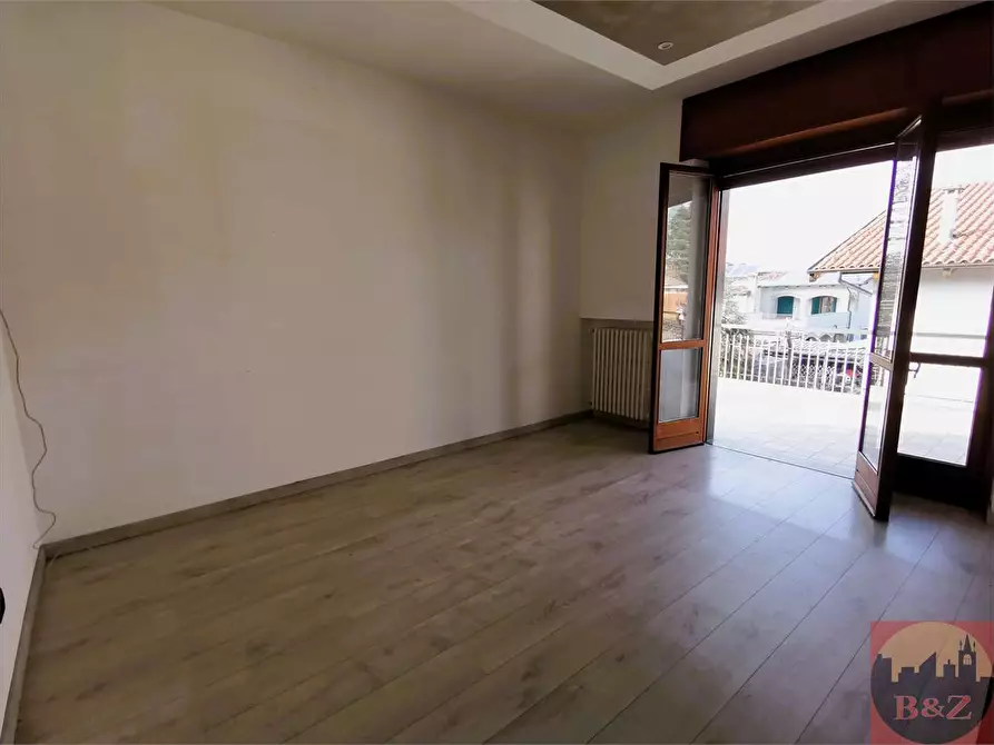 Immagine 59 di Quadrilocale in vendita  in Viale XXV aprile 10 a Rosta