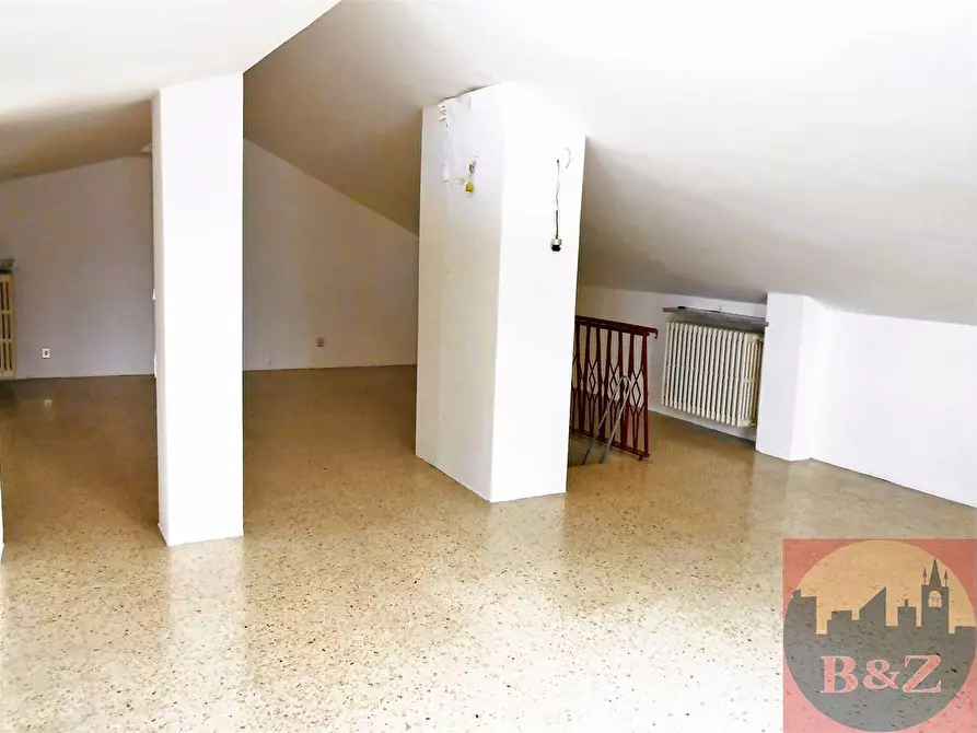 Immagine 76 di Quadrilocale in vendita  in Viale XXV aprile 10 a Rosta