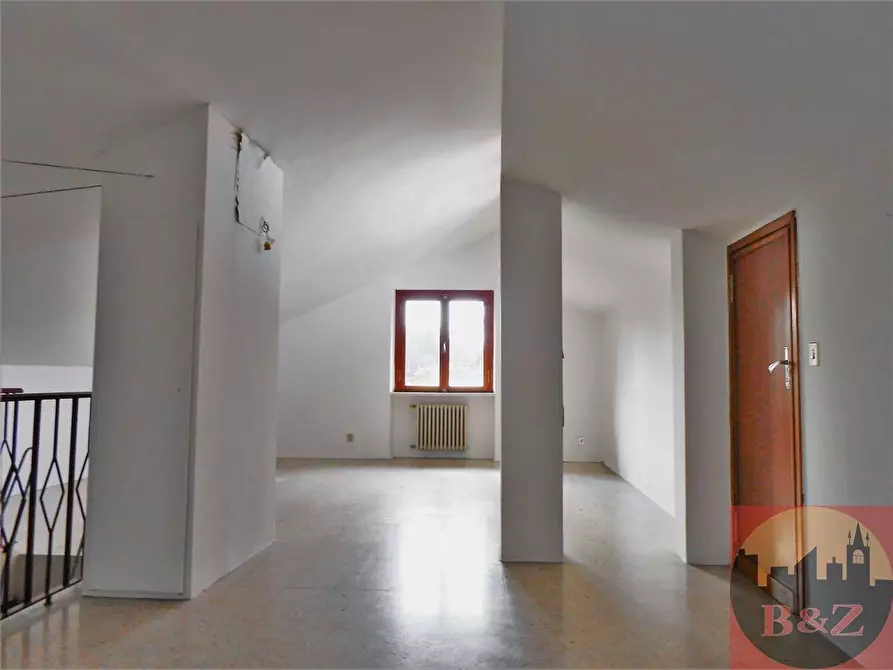 Immagine 77 di Quadrilocale in vendita  in Viale XXV aprile 10 a Rosta