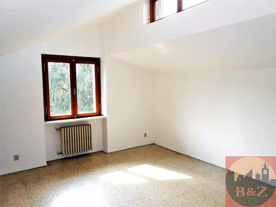 Immagine 78 di Quadrilocale in vendita  in Viale XXV aprile 10 a Rosta