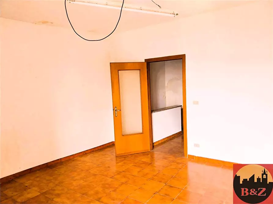 Immagine 15 di Negozio in affitto  in Via Matteotti 8 a Villarbasse